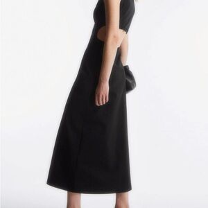 🆕 COS dress size L